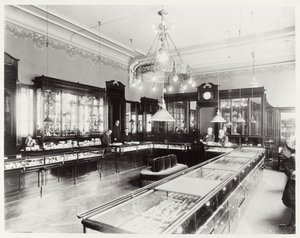 The Faberge Emporium (s/h foto) af Unbekannt