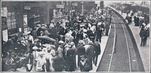 The Holiday Exodus from London, 1906 af Unbekannt