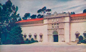 The Imposing Doorway of Fine Arts Gallery, c1935 af Unbekannt