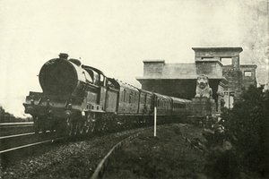 Den irske post forlader Menai-broen, c1930. af Unbekannt