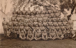 Machine Gun Platoon fra den første bataljon, Queens Own Royal West Kent Regiment. Poona, Ind af Unbekannt