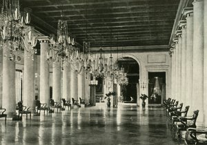 The Marble Hall, Government House, 1925. af Unbekannt