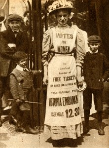 The Suffragette Housemaid 1908, 1933. af Unbekannt
