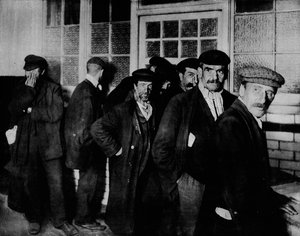De arbejdsløse og arbejdsløse, c1911, 1911 af Unbekannt