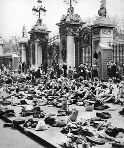 Børnenes jubilæumsferie, Buckingham Palace, London, 1935 af Unbekannt