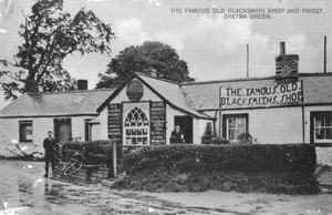 Den berømte gamle smedebutik, Gretna Green, Dumfriesshire, Skotland, 20. århundrede af Unbekannt