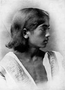 Dette er et fotografi af J. Krishnamurti, c1911, 1911 af Unbekannt