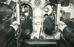 Torpedorør af en britisk ubåd, Anden Verdenskrig, 1945. af Unbekannt