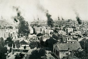 Tragisk uge 1909, klostrebrand. Billede offentliggjort i magasinet "La Actualidad". Barcelona, Spanien af Unbekannt