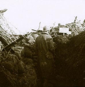 Skyttegrave, Cornille, Frankrig, c1914-c1918 af Unbekannt