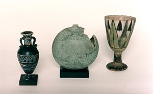 Forskellige egyptiske containere af Unbekannt