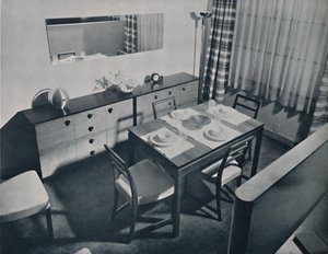 Udsigt i stue-spisestuen designet af Gilbert Rohde, 1936 af Unbekannt
