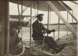 Wilbur Wright i flyeren, 1908. af Unbekannt