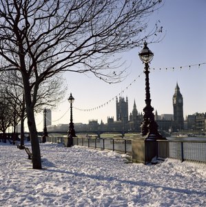Big Ben, Westminster Abbey og Houses of Parliament i sneen af Unbekannt Unbekannt