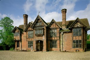 Dorney Court stammer oprindeligt fra ca. 1500, English School, Dorney, nær Windsor, Berkshire, UK af Unbekannt Unbekannt