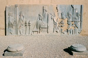 Basrelief af Darius Den Stores Nowruz-publikum, Treasury, Persepolis (Unescos verdensarvsliste af Benjamin Baud