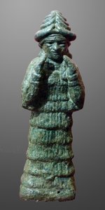 Bronzefigur af skytsgudinden LAMA, Mesopotamien ca. 2035-1794 f.Kr. af Unbekannt