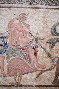 Detalje af The Triumph of Dionysos - Gudens tilbagevenden fra en militær ekspedition til Indien - Dionysos siddende på en vogn trukket af to pantere - Paphos mosaikker, House of Dionysos, slutningen af det 2. århundrede e.Kr. - Slutningen af det 2. århundr af William M. Timlin