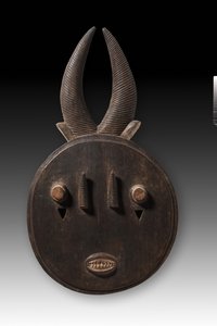 Ansigtsmaske, slutningen af 1800-tallet-begyndelsen af 1900-tallet af Unbekannt