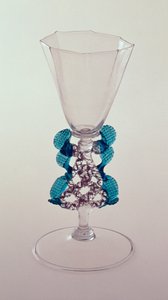 Facon de Venise Dragon-Stemmed Goblet fra de lave lande, slutningen af det 17. århundrede (glas) af Unbekannt