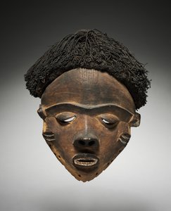 Ansigtsmaske til kvinder, Pende, begyndelsen af 1900-tallet af Unbekannt