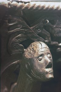 Galionsfigur fra et vikingelangskib, 9. århundrede (træ) af Unbekannt