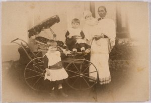 Indisk ayah med hendes europæiske anklager, c 1870 af Unbekannt