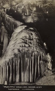 Orgelpiber, Goughs Cave, Cheddar (s/h-billede) af Unbekannt