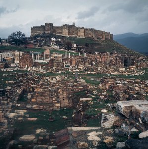 Det osmanniske slot i Ayasuluk, Selcuk, Izmir-provinsen, Tyrkiet af Benjamin Baud