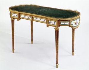 Porcelænsmonteret skrivebord dateret 1778 lavet til den russiske kejserinde Maria Feodorovna af Martin Carlin af Unbekannt