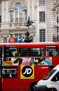 Red London Bus, Piccadilly (foto) af Unbekannt