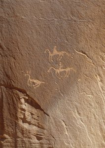 Stengraveringer, Ledge Ruin, Canyon de Chelly National Monument, Arizona, USA af William M. Timlin