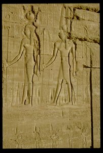 Nedsænket relief forestillende Hathor og Horus (foto) af Unbekannt