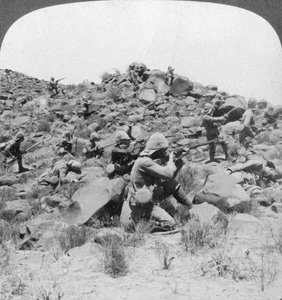 Britiske soldater i aktion, Sydafrika, Boer War, 1901 af Underwood and Underwood