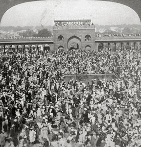 I domstolen i Jumma-moskeen, Delhi, Indien, 1903. af Underwood and Underwood