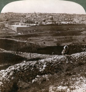 Jerusalem, set fra sydøst, viser stedet for templet, Palæstina, 1900-tallet. af Underwood and Underwood
