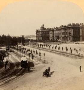 Det kejserlige vinterpalads fra Nevsky Prospect, Skt. Petersborg, Rusland, 1897. af Underwood and Underwood