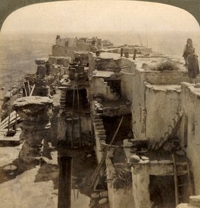 Wolpi...en hovedpueblo for det mystiske Moki-løb Cliff Dwellers, Arizona, U.S.A., 1901.