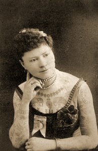 Portræt af en tatoveret kvinde, ca. 1905