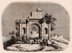 Frontalfoto af den romerske bue i Djemilah i Algeriet: to franske soldater poserer foran ruinerne af Unknown