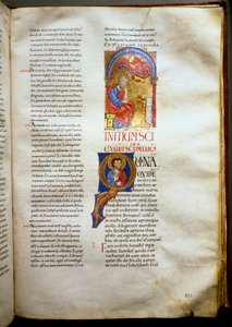 Sankt Lukas-evangeliet repræsenterer med tyren Page en oplyst bibel (Ms.721-Foglio 223r.) fra begyndelsen af det 12. århundrede. Svag. 52,5x36 cm Rom, Biblioteca Casanatense af Unknown artist