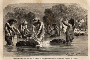 Rejsende vasker deres snavsede vasketøj i floden sammen med bolivianske peoner i nærheden af Maniri (Nedre Peru). Engravure pour illustrrer le voyage dans les vallees de Quinquinas, af Paul Marcoy, i 1849-1861, udgivet i "" Le tour du monde""" 18 af Unknown artist