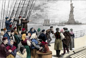 Ankommer familier af emigranter i havnen i New York, statuen af frihed er synlig. Indgravering fra "" Harper