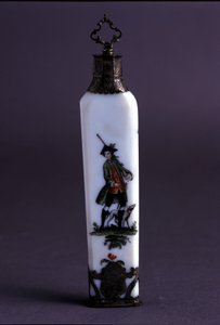 Flaske til keramiske parfumer fra det 18. århundrede. af Unknown artist
