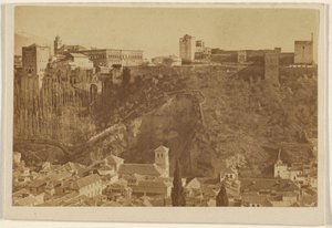 [Lang udsigt over Alhambra, Spanien]. af Unknown artist