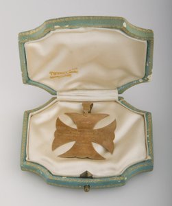 Maltesisk korsvedhæng tildelt Bertha Palmer af Unknown artist