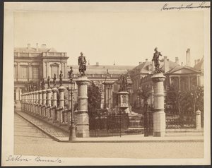 [Petit Sablon-pladsen, Bruxelles] af Unknown artist