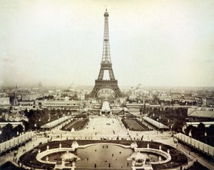 Udsigt over 1889 Verdensudstillingen i Paris og Eiffeltårnet. af Unknown artist