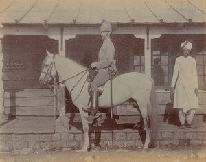 Oberst A M Paterson, kommanderende for 1. Bedfordshire Regiment af Unknown photographer