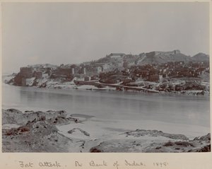 Fort Attock ved bredden af Indus af Unknown photographer